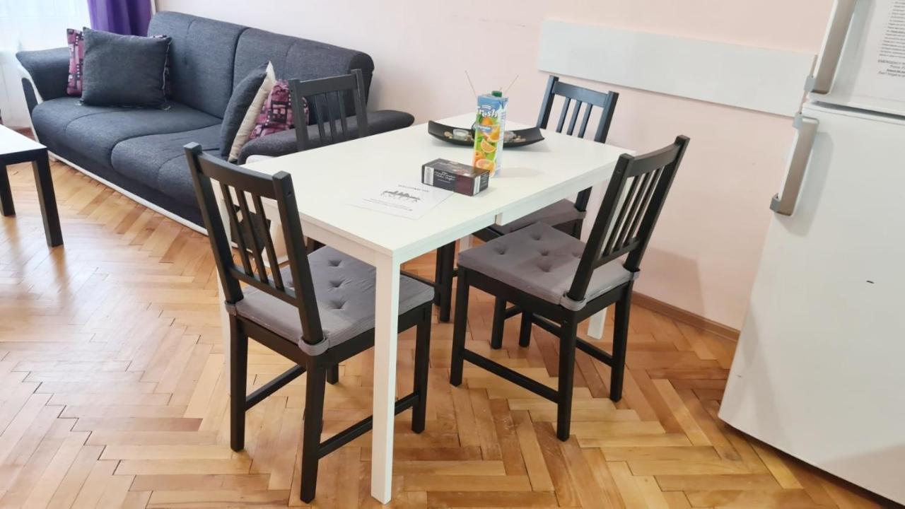 Lovely City Center 1Bd, 1Bt Apartment Софія Екстер'єр фото